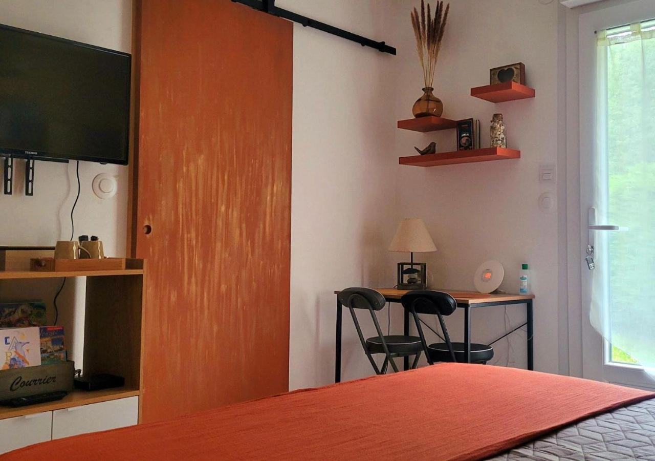Vivre Benaise Chambre D'Hotes Chaunac Værelse billede